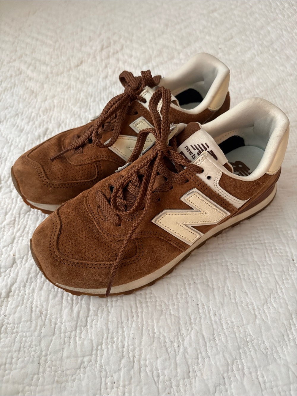New Balance 574 Brown Suede Sneakers w/Cream logo. Size 8. Little wear.